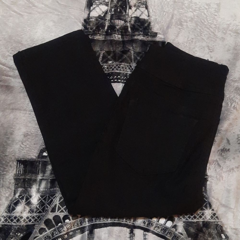 Black Stretchy Denim Capris